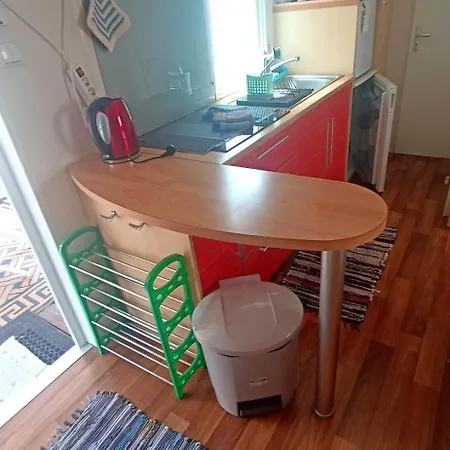 Tinyhouse Tilda - Near Famous Beaches Apartman *